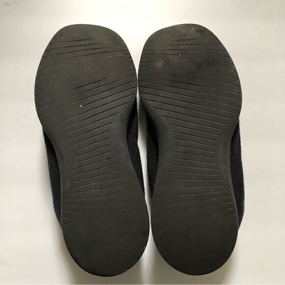 Allbirds mens wool runners in grey. Size 13 - Picture 11 of 11
